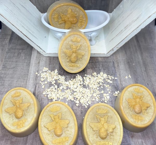 Queen Bee Oatmeal Soap | Detergent Free